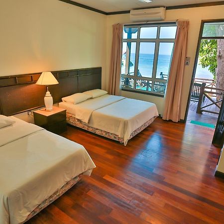 Tuna Bay Island Resort Kampong Pasir Hantu Exterior foto