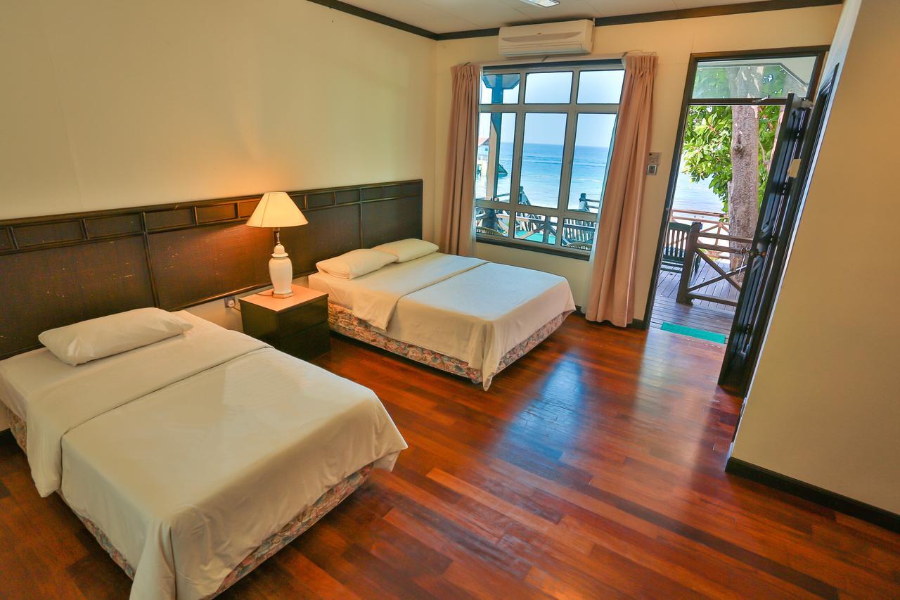 Tuna Bay Island Resort Kampong Pasir Hantu Exterior foto
