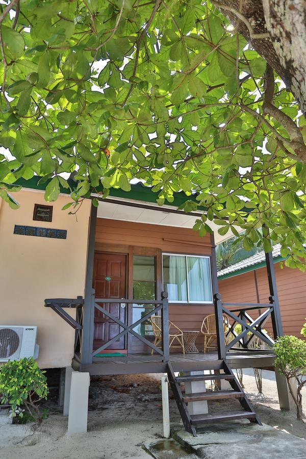 Tuna Bay Island Resort Kampong Pasir Hantu Exterior foto