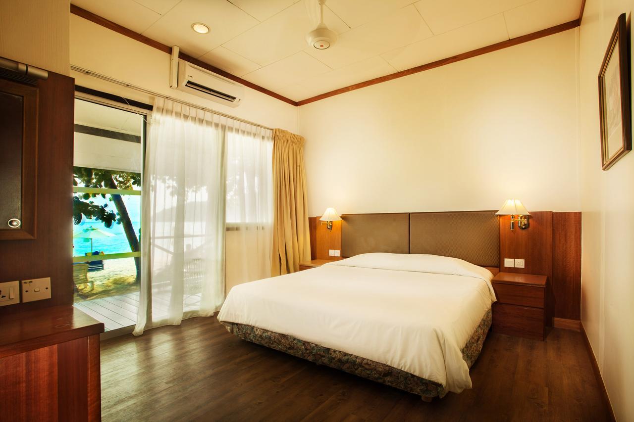 Tuna Bay Island Resort Kampong Pasir Hantu Exterior foto